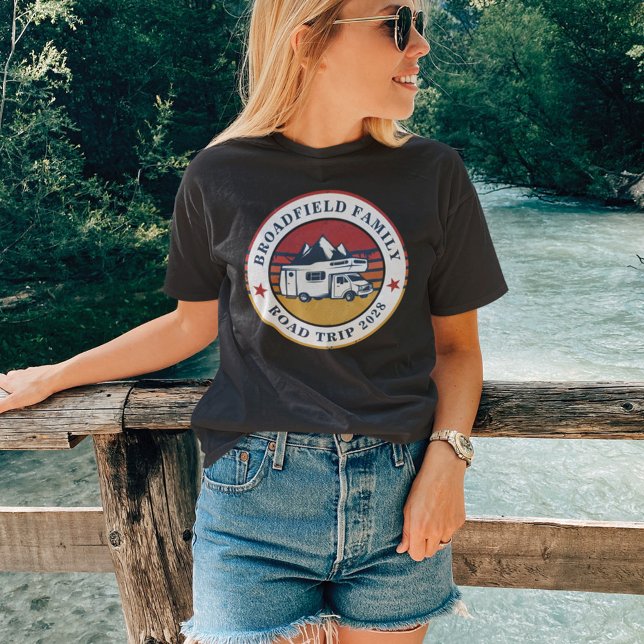 Camiseta Campos de Férias Familiares da RV Road Trip (Criador carregado)