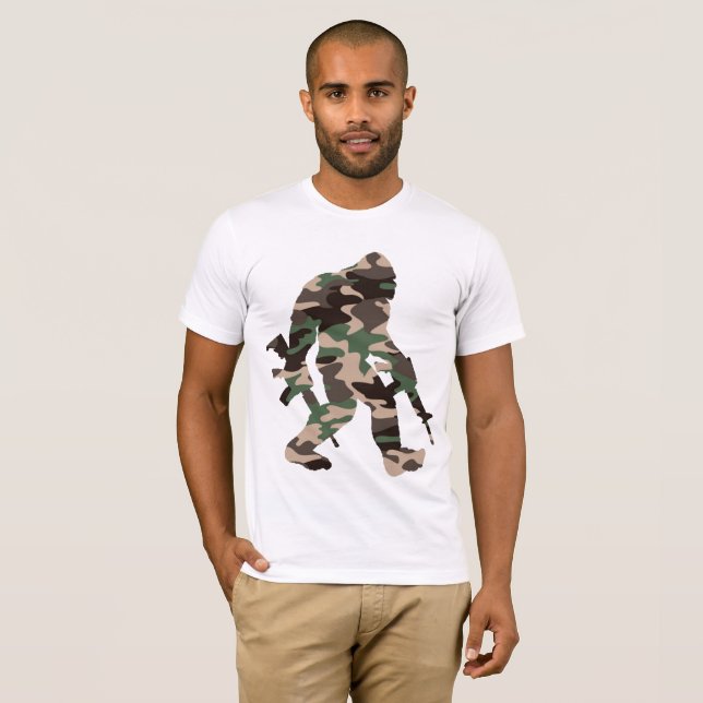 Camiseta Camuflada Bigfoot Sasquatch (Frente Completa)