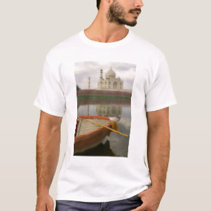 Camiseta Canoa na água com Taj Mahal, Agra, Índia