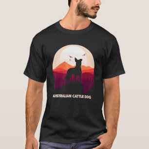 Camiseta Cão Boiadeiro Australiano Lua Halloween Fofo