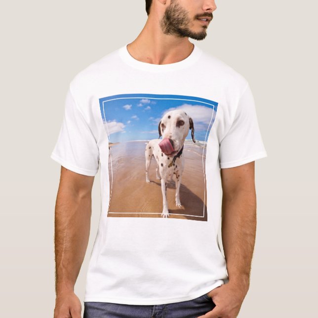 Camiseta Cão Dalmatian na praia (Frente)