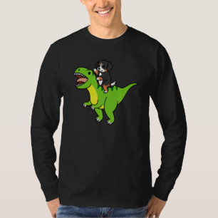 Camiseta Cão de Montanha Bernês Montando Rex Dinossauro Cac