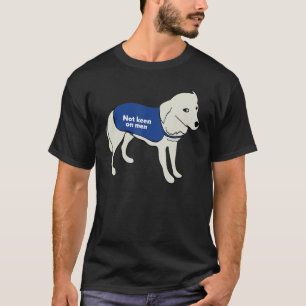 Camiseta Cão Macho Não Muito Interessado Vestindo Jaqueta C