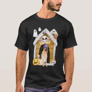 Camiseta Cão Pastor Alemão de Halloween Bruxa Casa Assombra