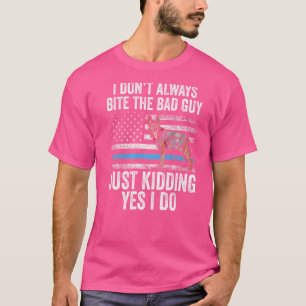 Camiseta Cão Policial K9 Não Moro Sempre no Colo do Dono