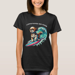Camiseta Cão surfando com uma prancha rolando um URM de ond