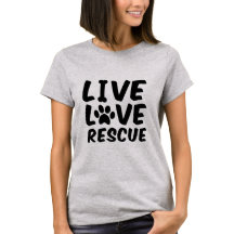 Cão vivo do salvamento do amor