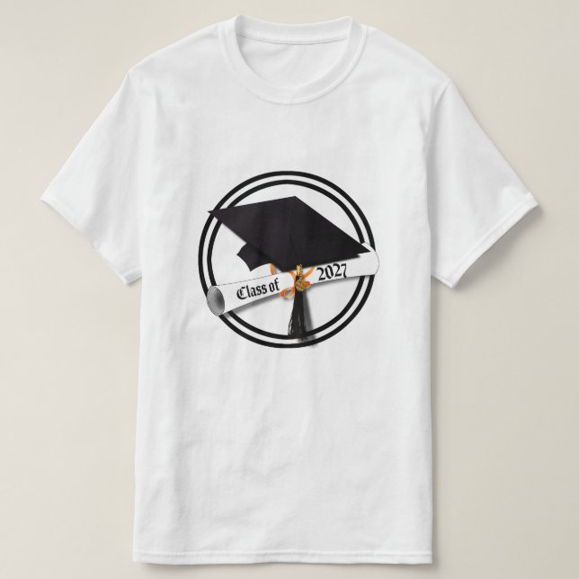 Camiseta Cap Diploma Class of 2027 Graduation (Frente do Design)