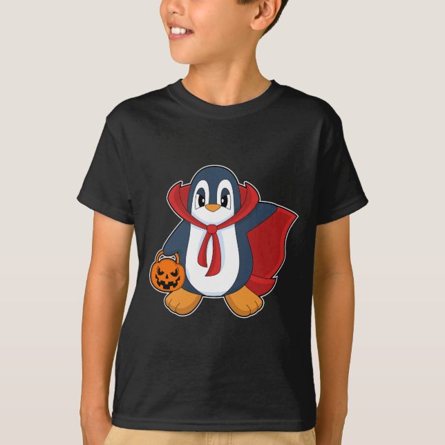 Camiseta Capa de Abóbora de Halloween de Pinguim (Frente)