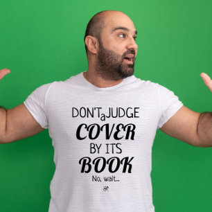 Camiseta Capa & livro dizendo piada v3