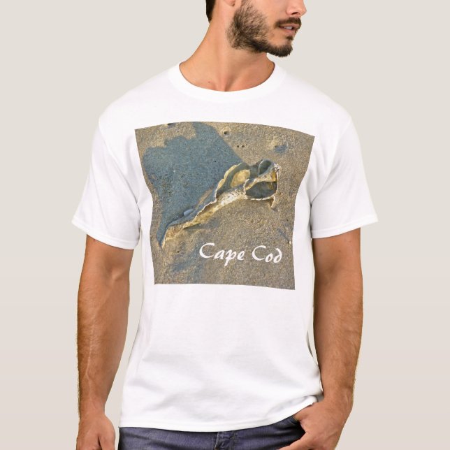 Camiseta Cape Cod Massachusetts - Concha e Surf (Frente)