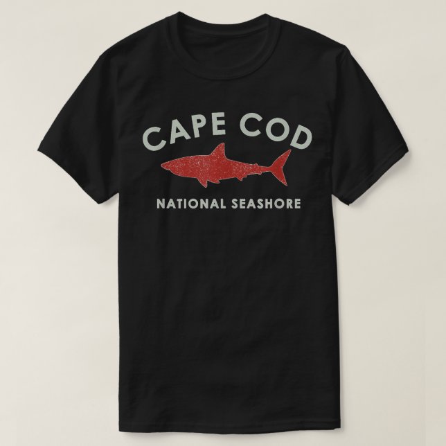 Camiseta Cape Cod Shark Graphic National Seashore Retro Sty (Frente do Design)