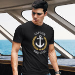 Camiseta Capitão Seu Nome De Barco Ancora Dourada Laurel Bl<br><div class="desc">Uma âncora náutica,  folhas de ouro e uma estrela dourada desenhada por medida,  com a classificação Capitão ou outro título e o Nome Personalizado ou Nome do Barco num T-Shirt Preto. Faz um presente de excelente.</div>