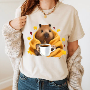 Camiseta Capivara em um Cobertor Aconchegante Relaxando e B