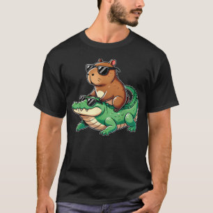 Camiseta Capivara Engraçada Em Óculos De Sol Legais De Croc