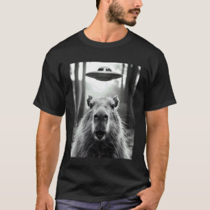Camiseta Capivara Selfie OVNI Estranho Engraçado Fofo Homen