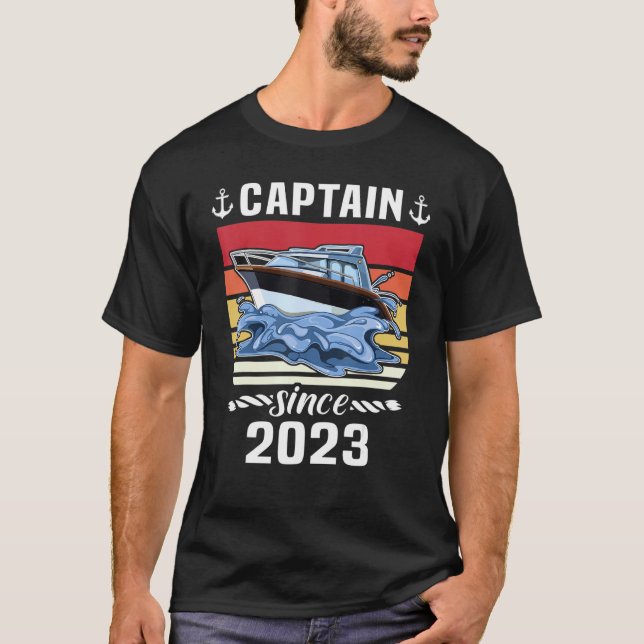 Camiseta Captain 2023 Boat Driving Licence  Motorboat  Sail (Frente)
