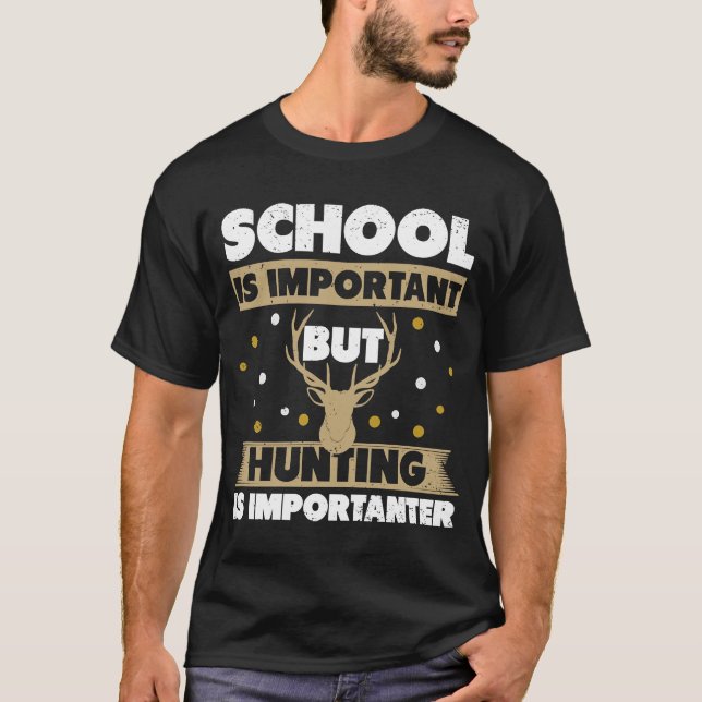 Camiseta Captura De Caçadores É Importante, Mas Caça É Impo (Frente)