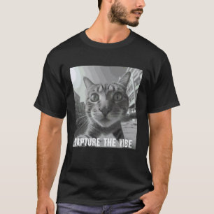 Camiseta Capturar O Vibe Gato Olhando Selfie Correndo Hilár