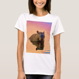 Camiseta Capybara Emergente de Arte Tranquil em Lago