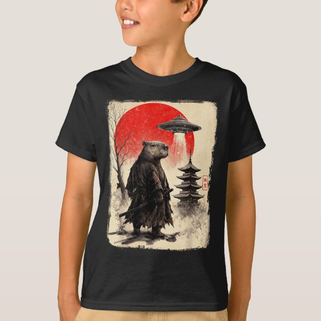 Camiseta Capybara Samurai Retro Ufo Japanese Warrior Tenshu (Frente)