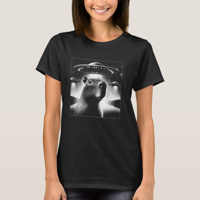 Camiseta Capybara Selfie Invasão OFO Funny Capibara Motif (Frente)