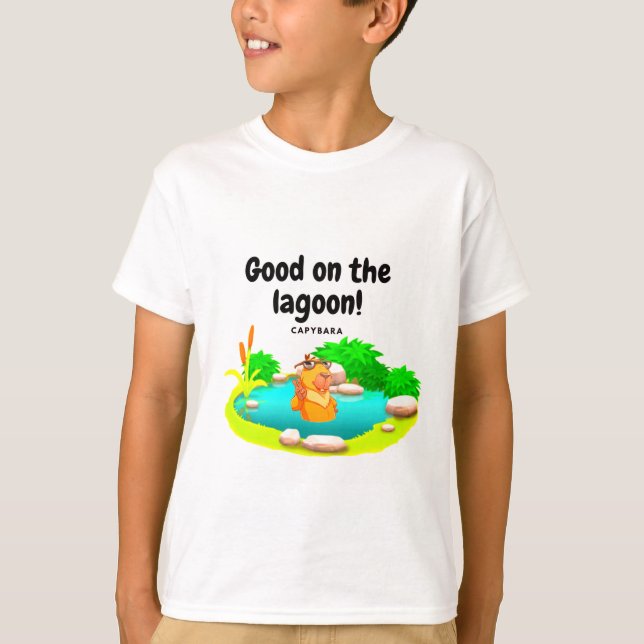 Camiseta Capybara themed T-shirt with fun message. (Frente)