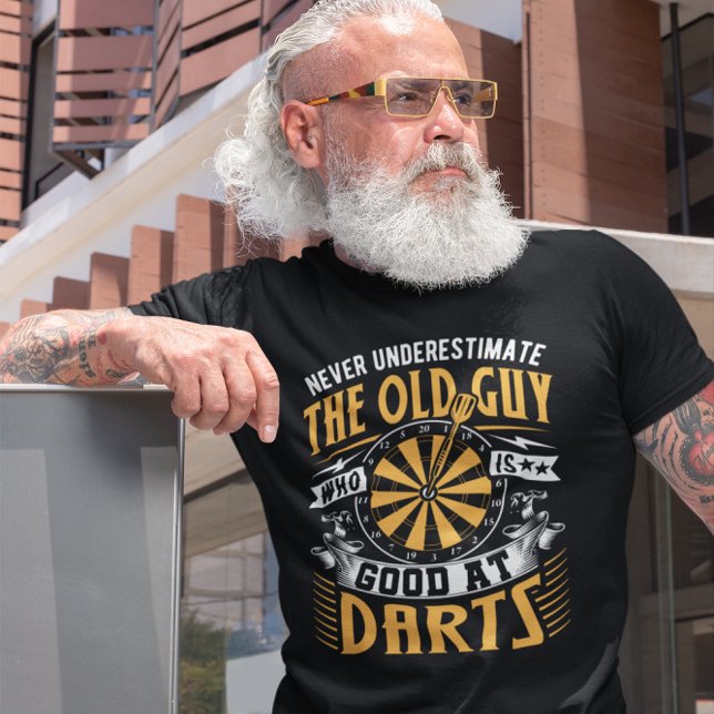 Camiseta Cara Velha Bem Nas Trevas - Arte Engraçado (Criador carregado)