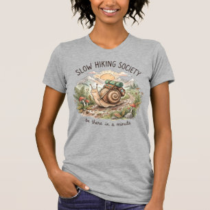 Camiseta Caracol Lento “Estarei Lá em um Minuto” Caminhada