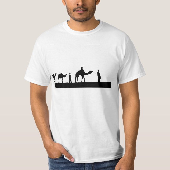 Camiseta Caravana do camelo que cruza o t-shirt do deserto (Frente)