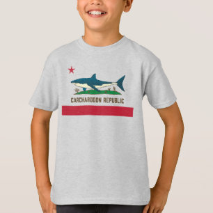 Camiseta Carcharodon Republic California Flag White Shark