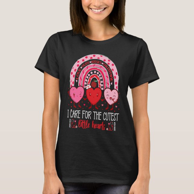 Camiseta Care For Cutest Little Hearts CNA Nurse Valentines (Frente)