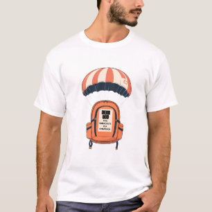 Camiseta "Caro Deus, este Paraquedas é um Knapsack"