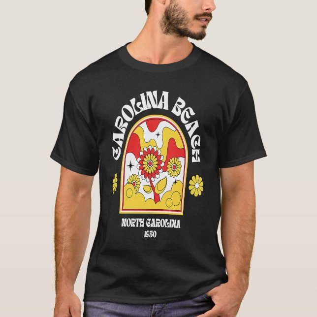 Camiseta Carolina Beach NC Summertime Vacationing Skull Sun (Frente)