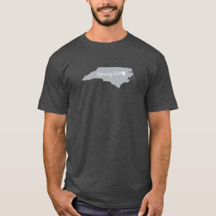 Camiseta Carolina do Norte Assinada por Deus
