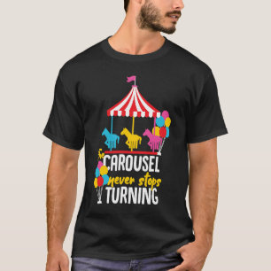 Camiseta Carousel Horse Feliz Ir Redonda Design para Menina