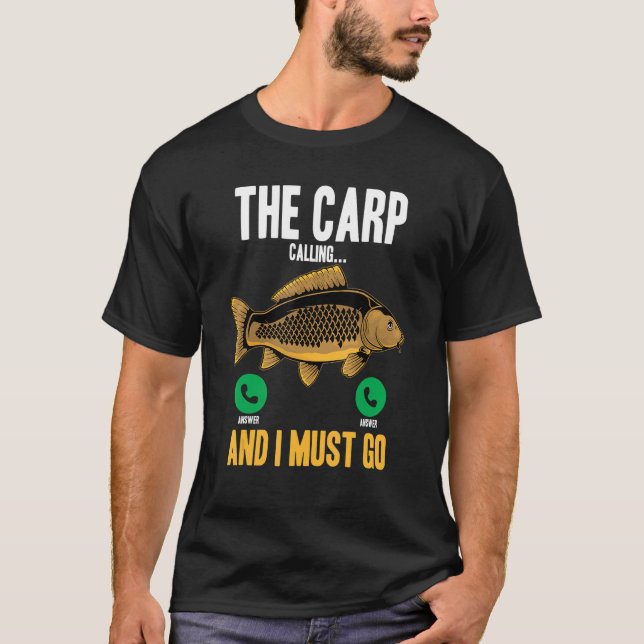 Camiseta Carpas masculinas que pescam a carpa chamam e (Frente)