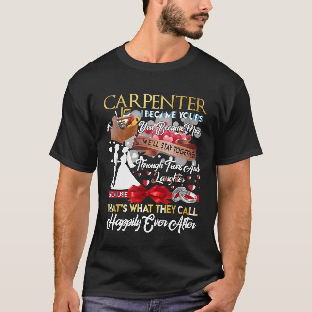 Camiseta Carpinteiro - Esposa T-Shirt (Frente)