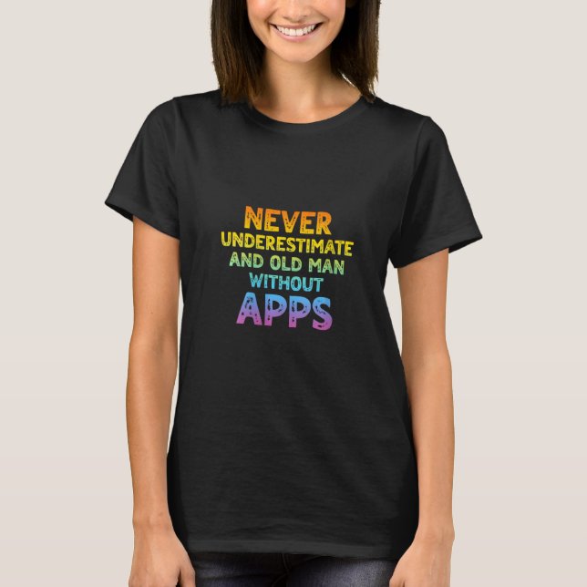 Camiseta Carpinteiro - Nunca Subestime Um Velho Sem (Frente)