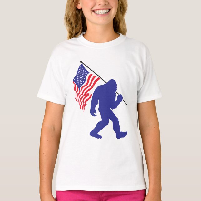 Camiseta Carregando Bigfoot e bandeira americana (Frente)