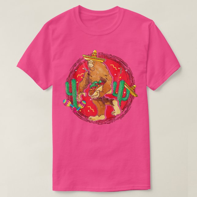 Camiseta Carregar Bigfoot Tacos Cinco De Mayo (Frente do Design)