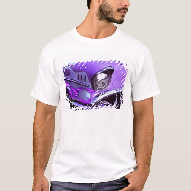 Camiseta Carro clássico: Chevrolet com capô em chamas (Frente)