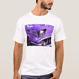 Camiseta Carro clássico: Chevrolet com capô em chamas