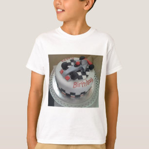 Camiseta carro de corrida de aniversário feliz