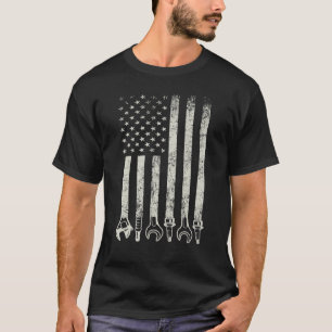 Camiseta Carro Mecânico Ussa Flag Wrench E Spark Plug Cars