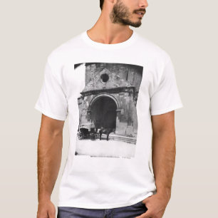 Camiseta Carruagem que espera antes do patamar da catedral