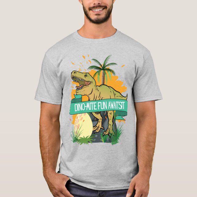 CAMISETA CARTAZ DE DINOSSAURO (Frente)
