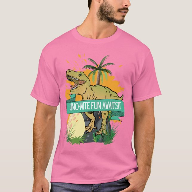 CAMISETA CARTAZ DE DINOSSAURO (Frente)