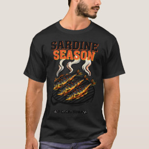 Camiseta Cartaz Retro de Churrasco da Temporada de Sardinha