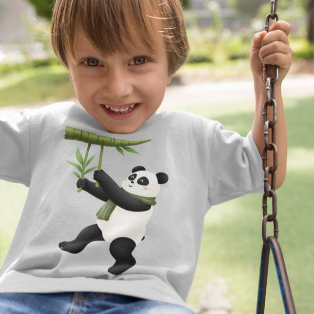 Camiseta Cartoon Panda - Panda Reproduzida com Bamboo (Criador carregado)